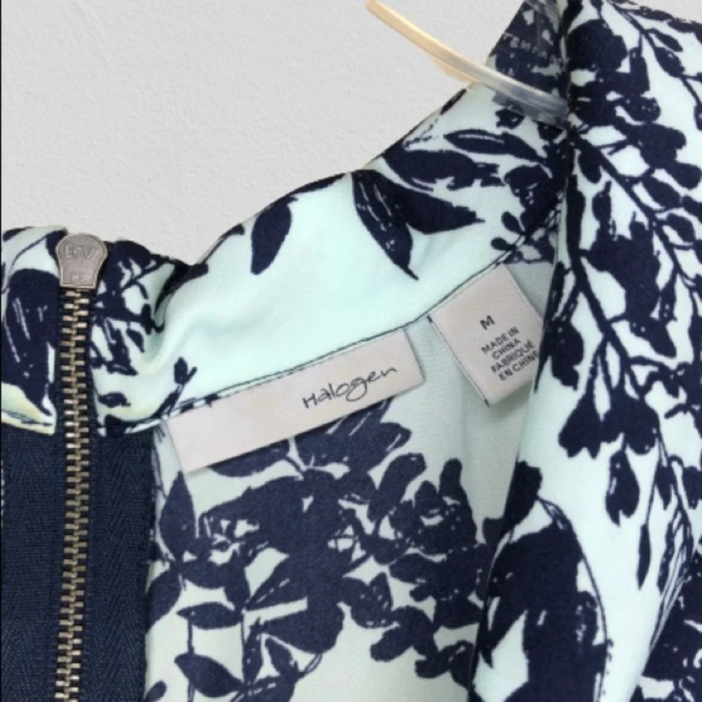HALOGEN Floral Sleeveless Blouse - Picture 2 of 4